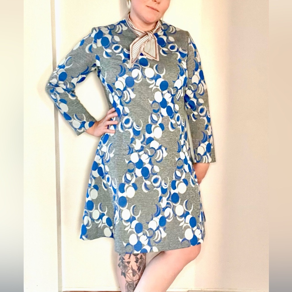 Vintage 1960’s Mod Dress Blue White Geometric Print Long Sleeve A-Line